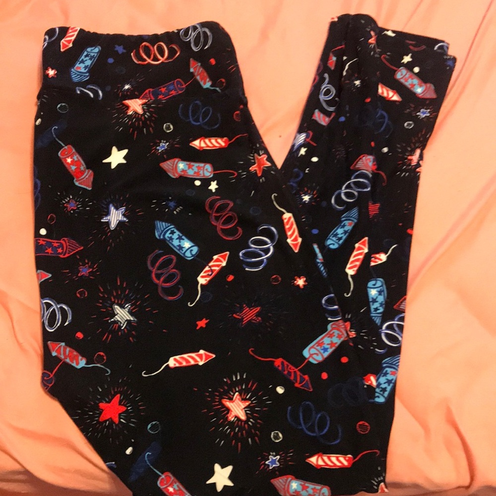TC LuLaRoe leggings Americana collection